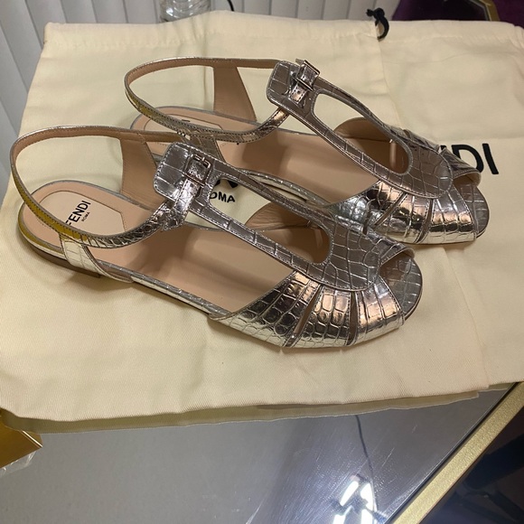 Fendi Argento - Picture 3 of 6